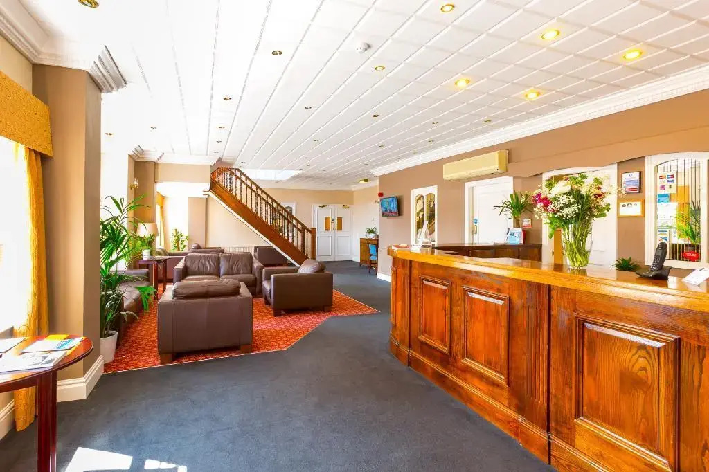 Consort Hotel, Urban Spa & Glamping Pods