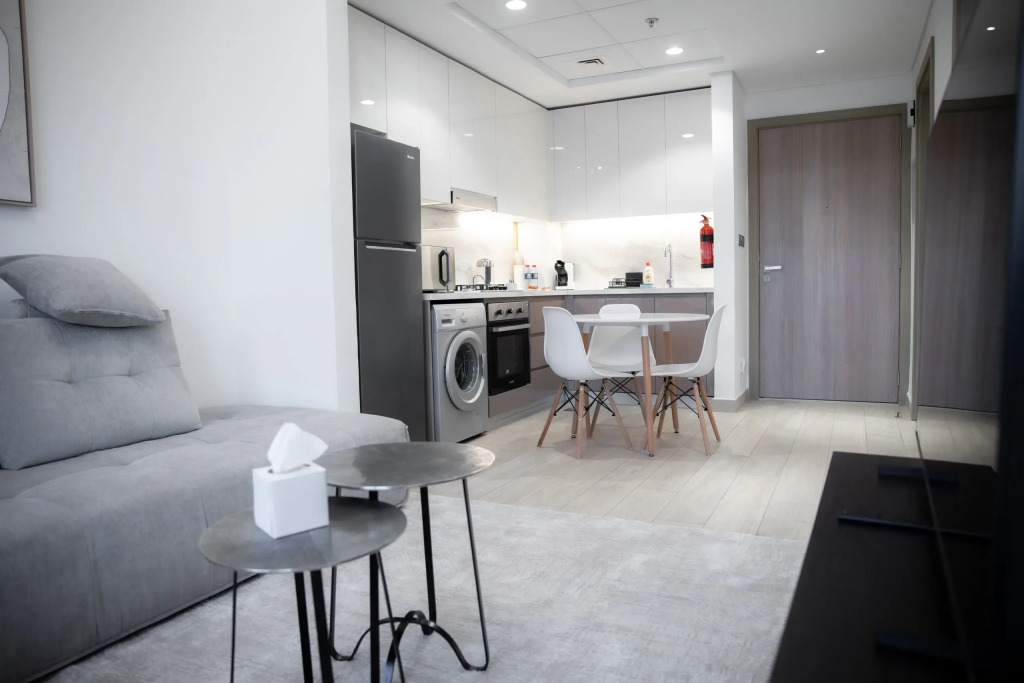 Апартаменты Welcome Home in Azizi Riviera 39