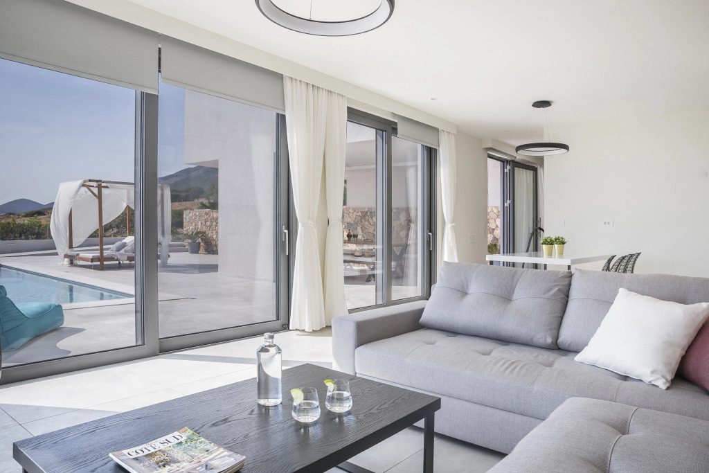 Апартаменты Oikos Boutique Residences