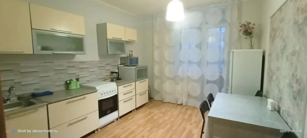 Квартира Гостевая Алеся на Малышева 4Б 3
