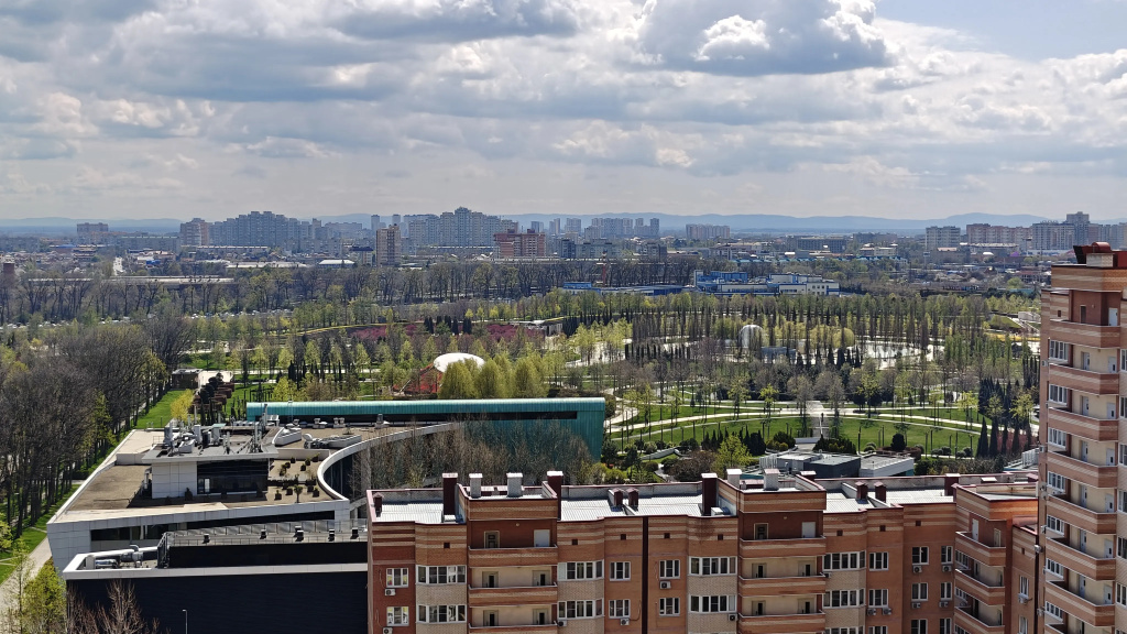 Квартира с Видом на Парк Галицкого