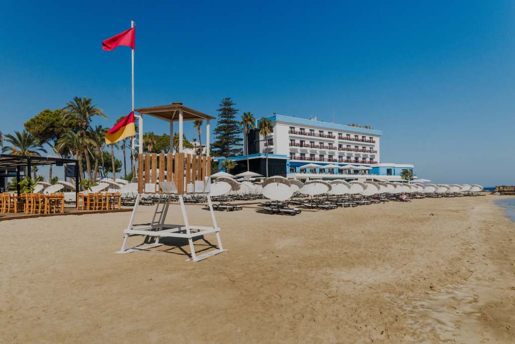 Отель Arkin Palm Beach
