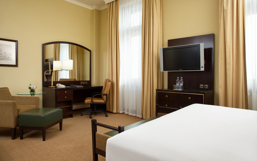 5 ★ Отель Hilton Москва Ленинградская