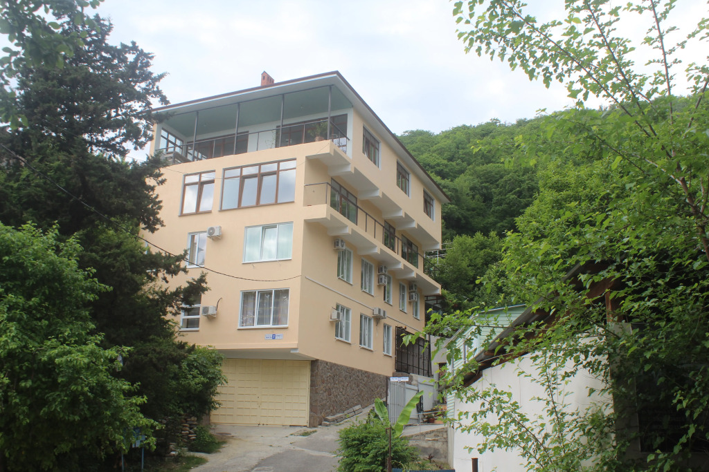 Mayak Guest House