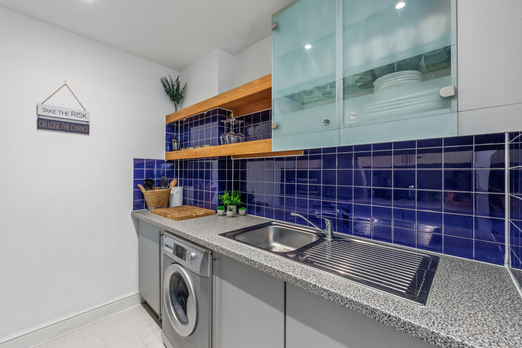 Апартаменты 1 Bed Apartment in the Heart of the City perfect for Business Travellers