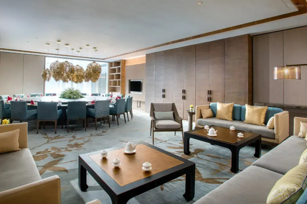 Отель Sofitel Sanya Leeman Resort