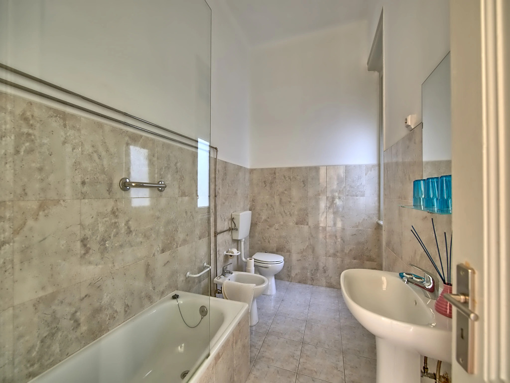 Апартаменты Refurbished Kings - City Center
