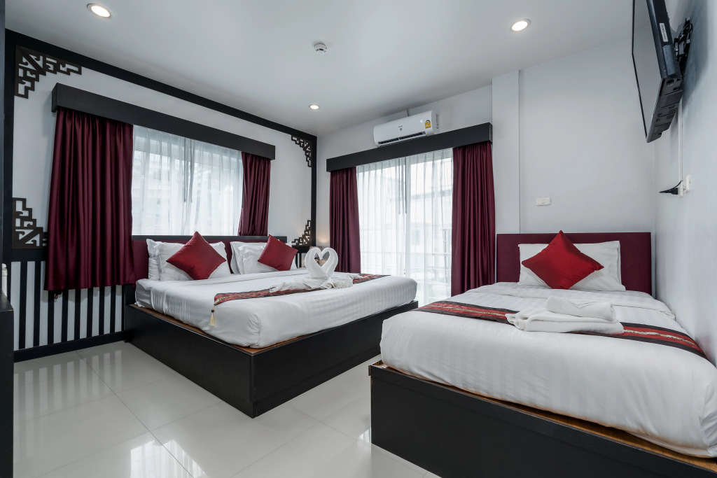 Sunray Beach Hotel Patong