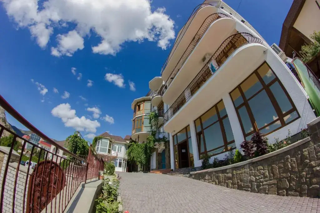 Graciya Guest House