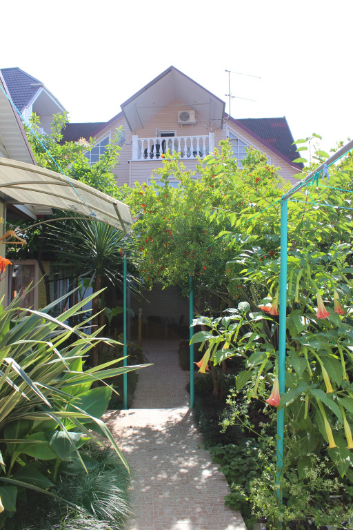 Kolibri Guest House
