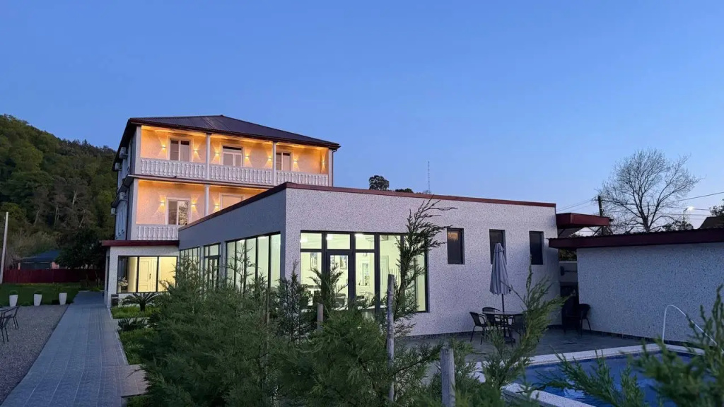 Akva-Villa Hotel