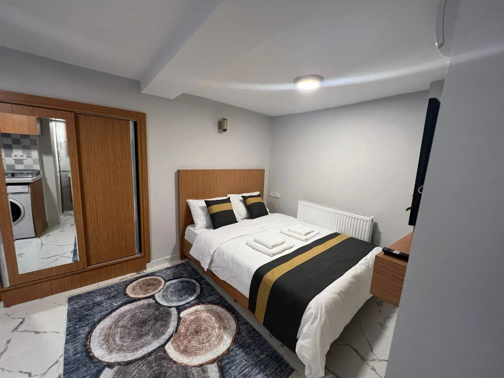 Апартаменты City Center Serenity: Stylish Studios