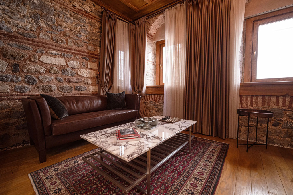 Stone Inn Galata