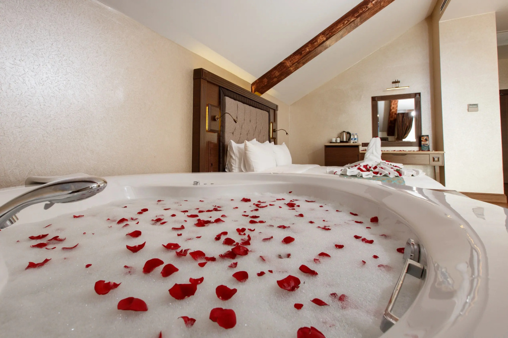 Курортный отель Sera Lake Resort