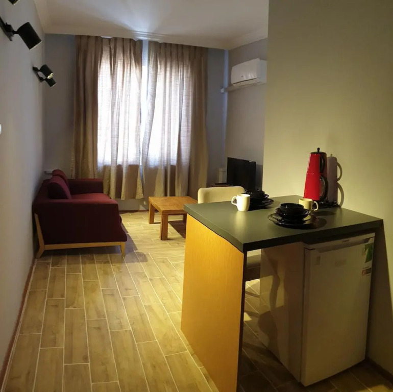 Tepe Hotel