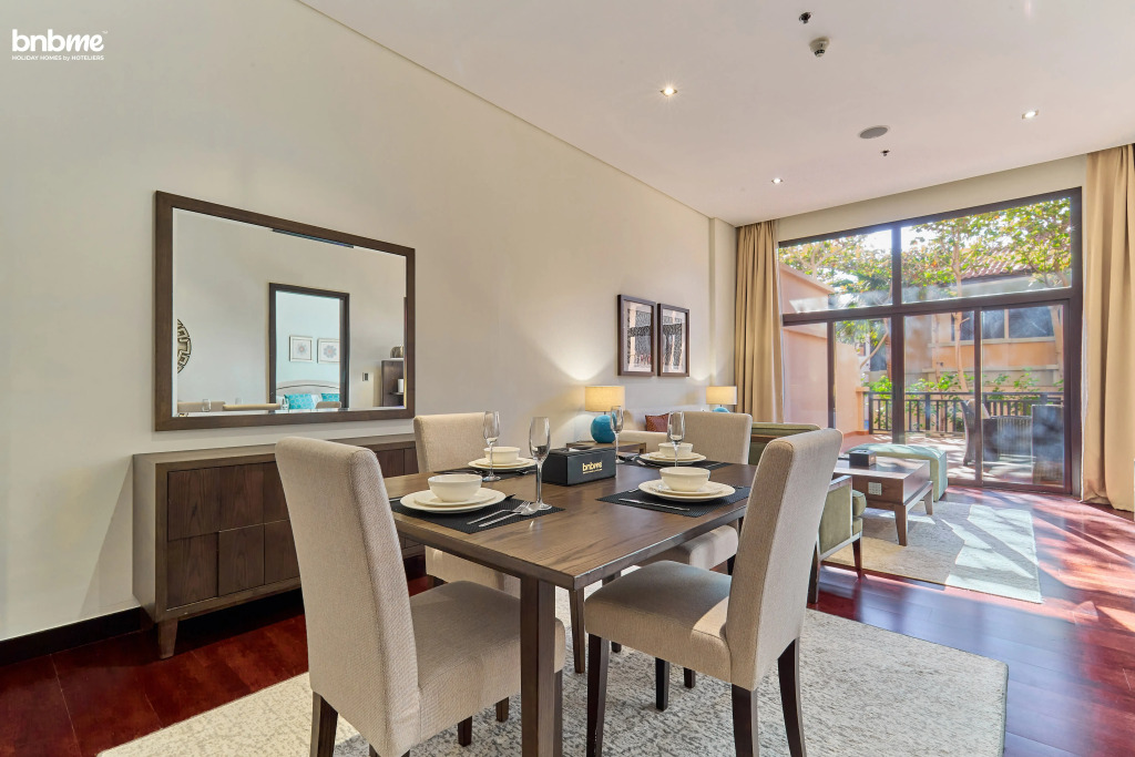 Апартаменты Bnbmehomes, Peaceful and Cozy 1BR with Private Terrace G17