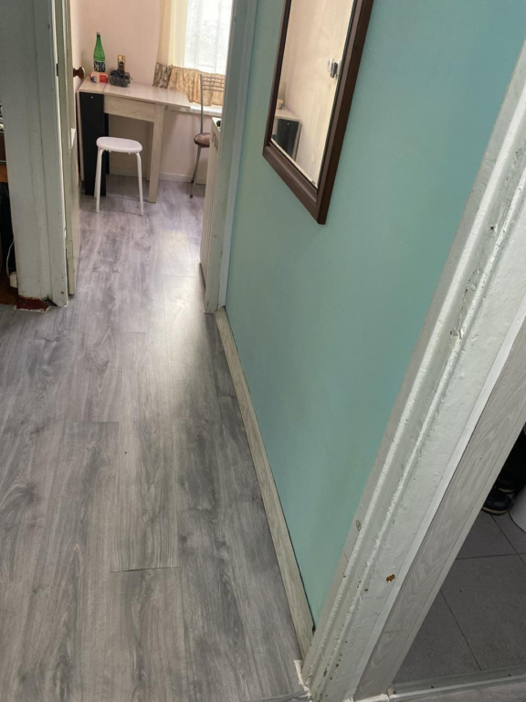 U Metro Novogireevo Flat