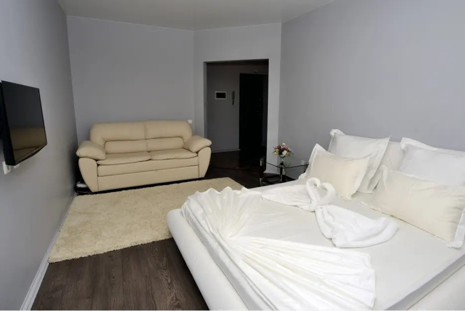Квартира 1-комнатная, 45 м², 7/10 этаж