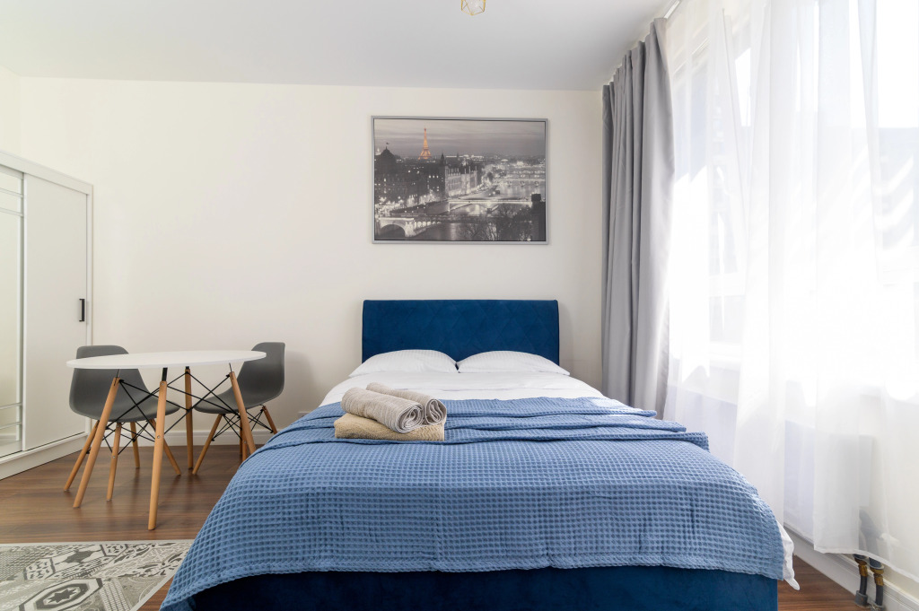 Prostornaya Novaya Studiya Flat