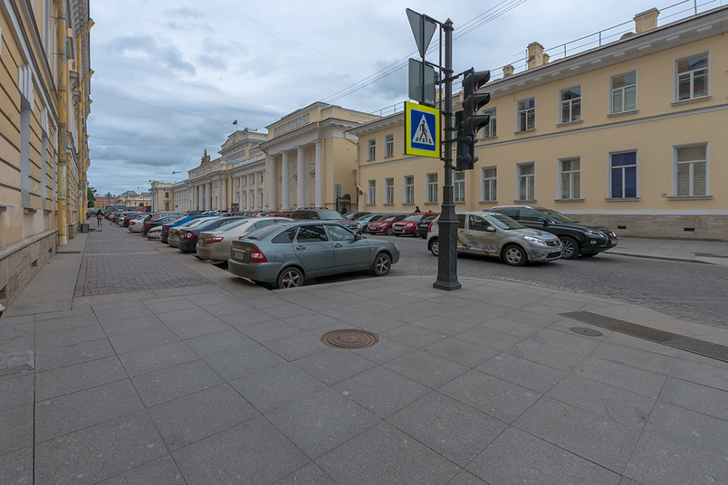 Квартира-студия для троих у Русского музея Дом Художников BookingSPB