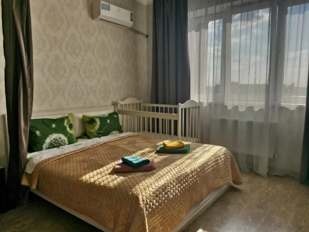 Апартаменты Октябрьская 181/2 л.1