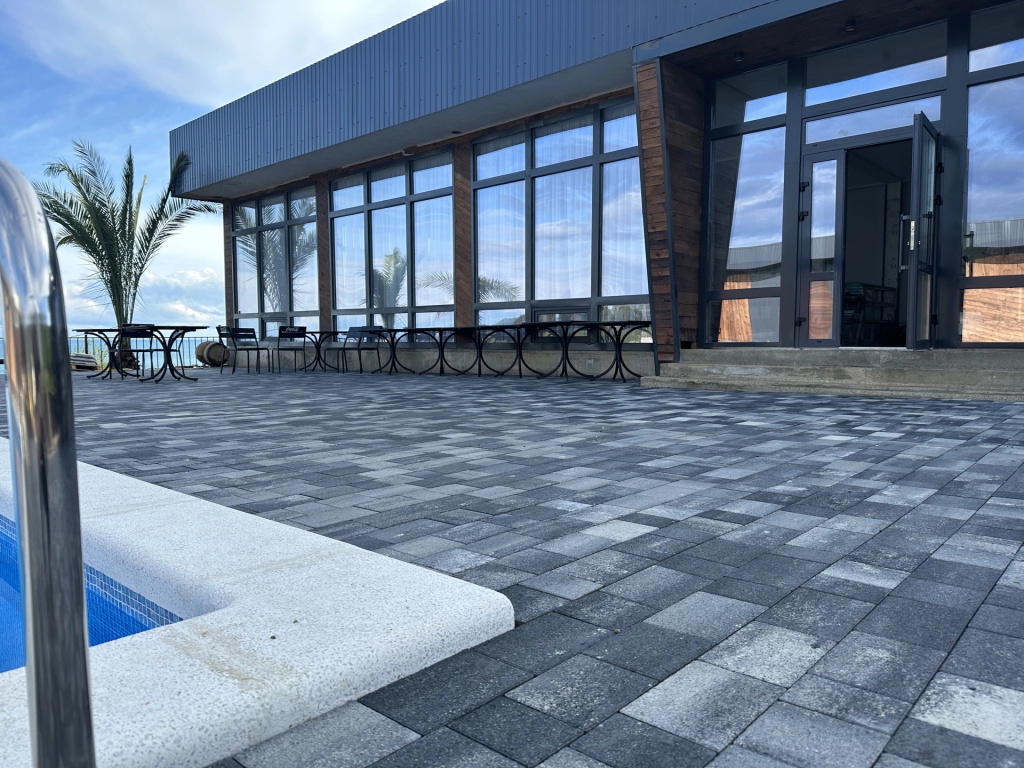 Отель Manresa Family Resort