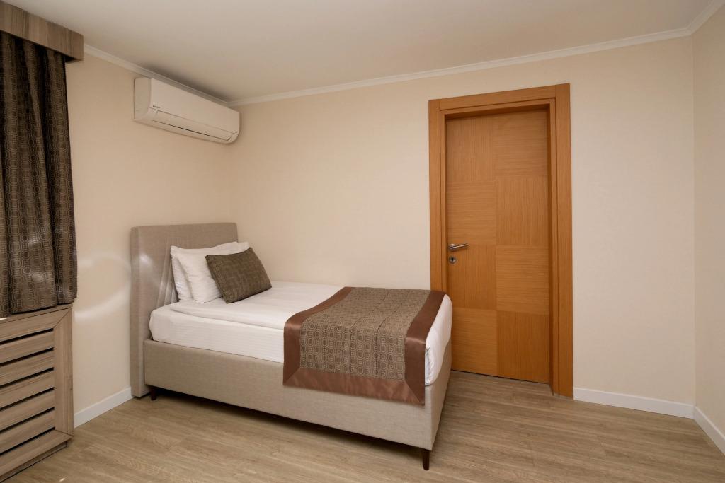Pera Arya Hotel