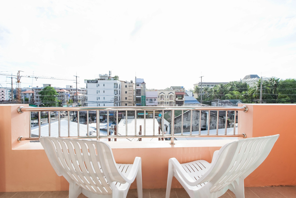 Отель ZEN Rooms Patong Soi Chuwong