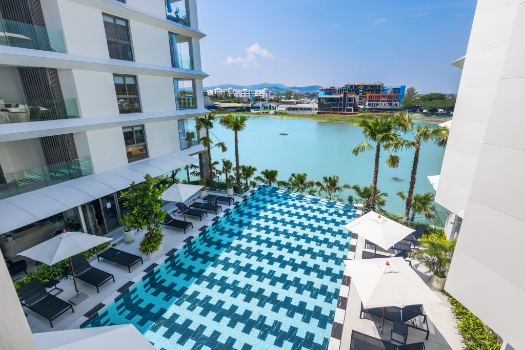 Апарт-отель The Aqua luxury waterfront by Tropiclook
