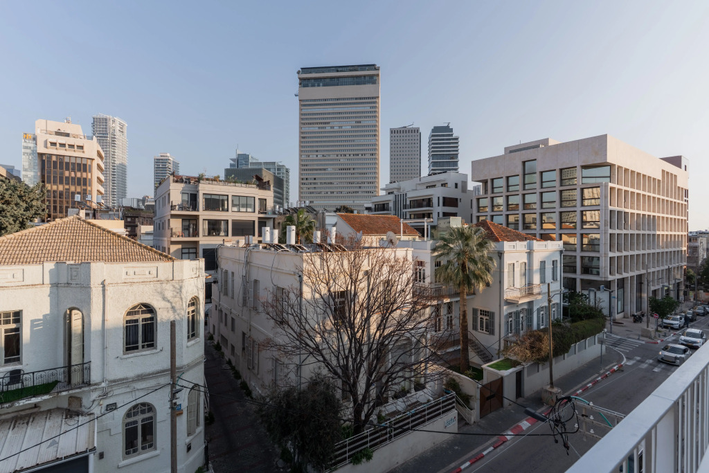 Апартаменты Blueground at Nahalat Byniamin High End Balcony ID33