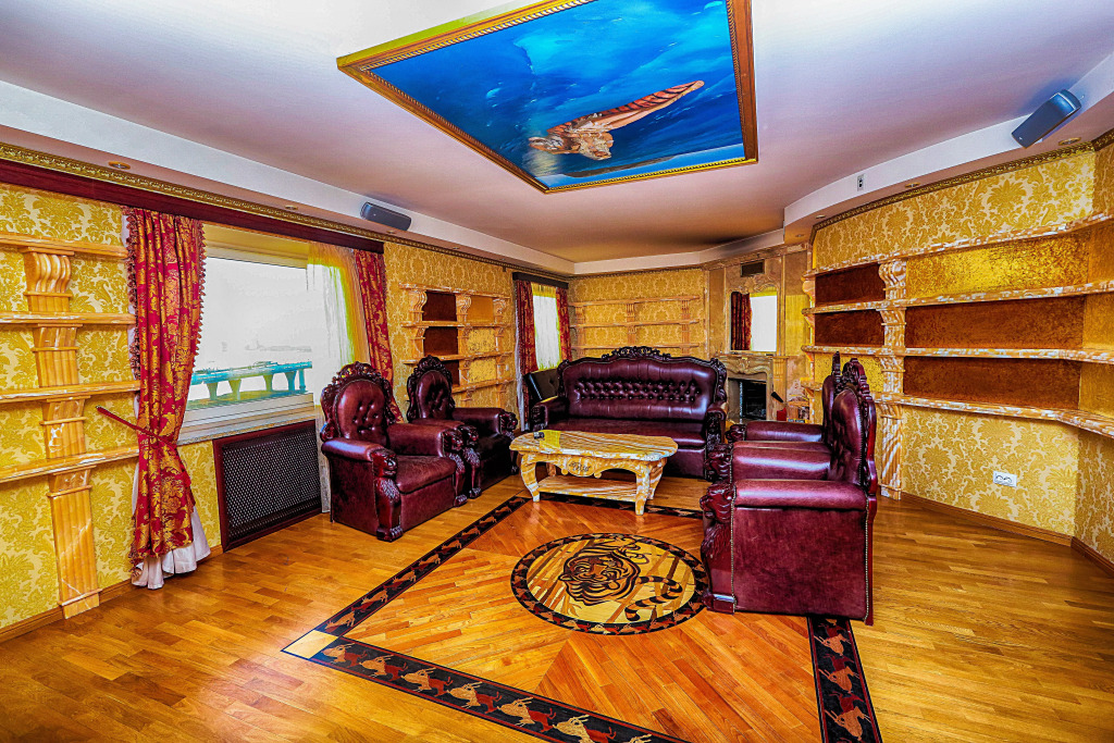 Апартаменты Aristocrat