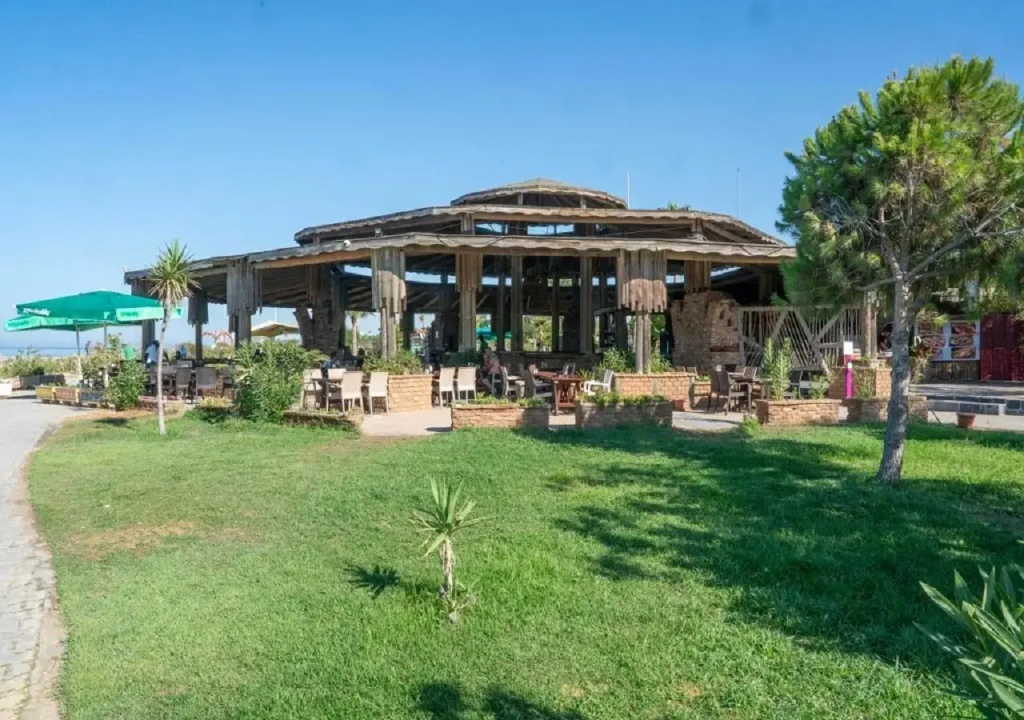 Armas Pemar Beach