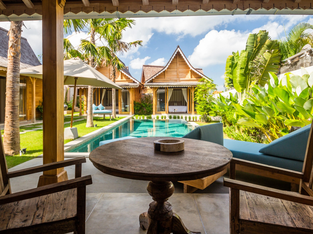 Villa Du Ho by Villa Finder