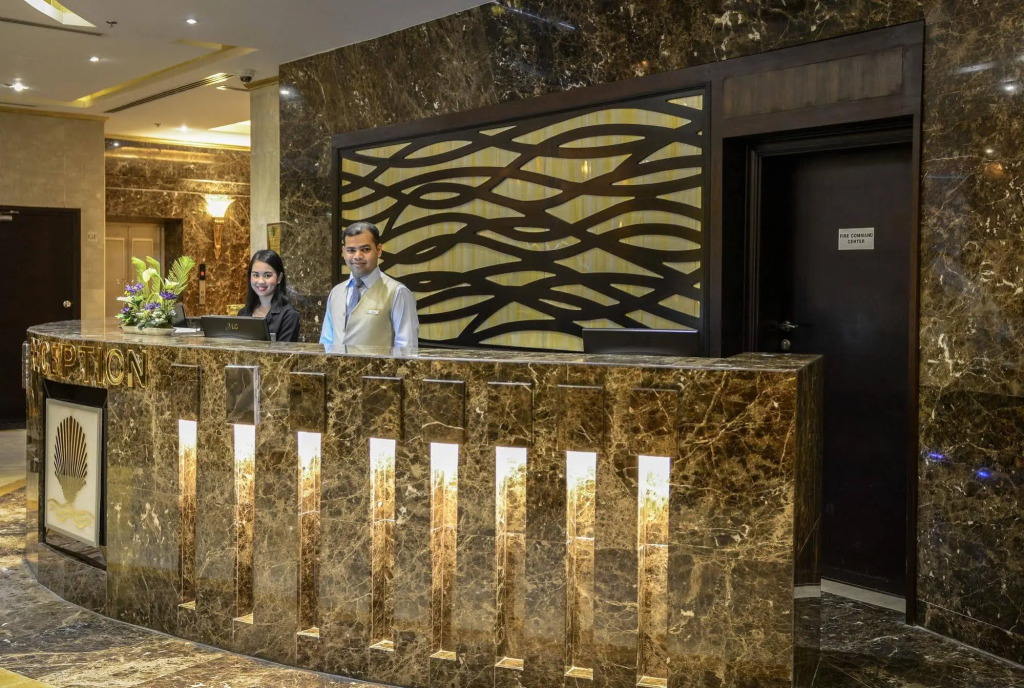 Golden Ocean Hotel