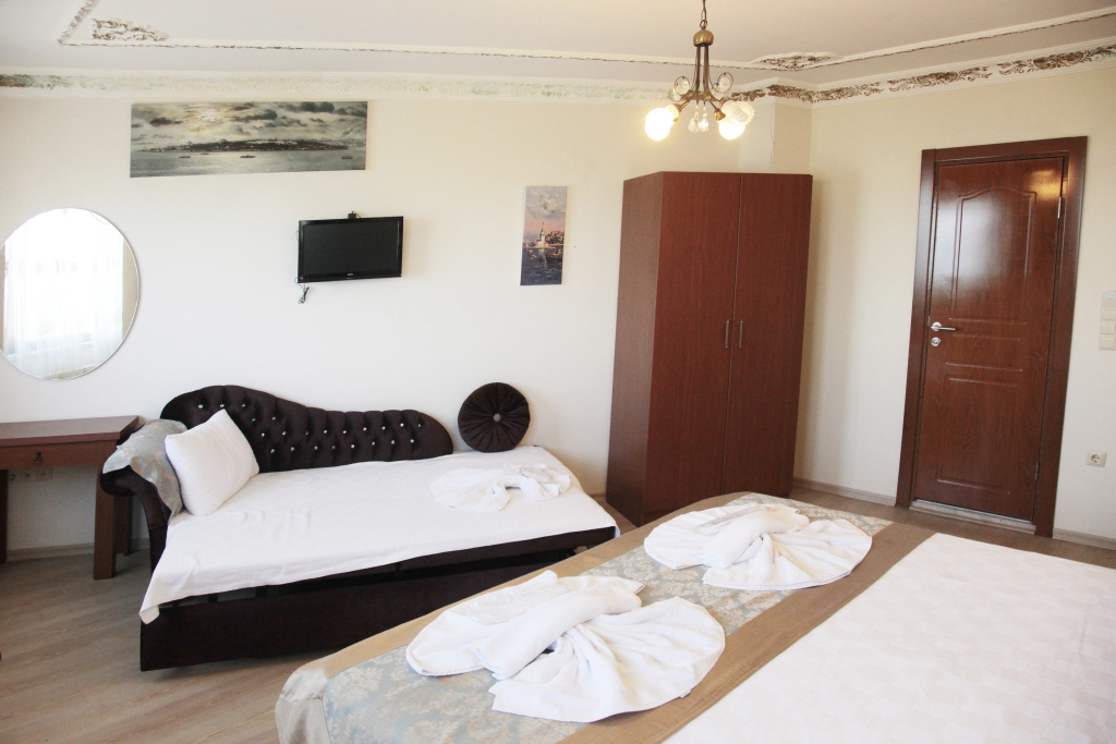 Seahouse Suites