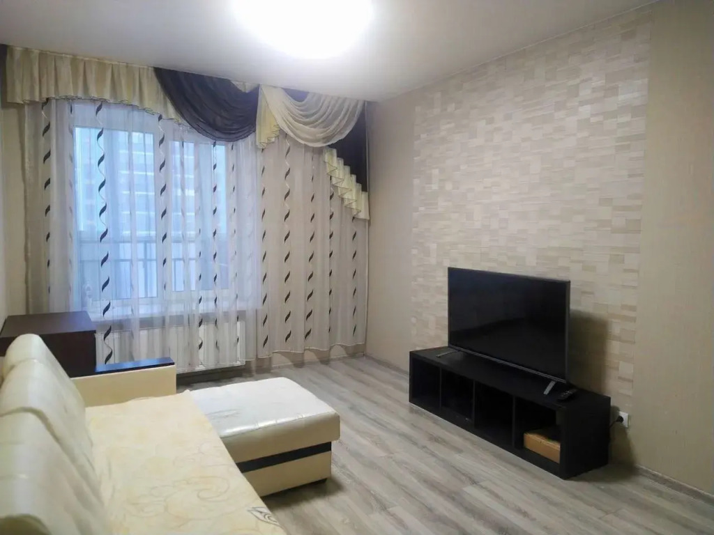 Квартира на Улице Разведчика Ахмерова 5 63