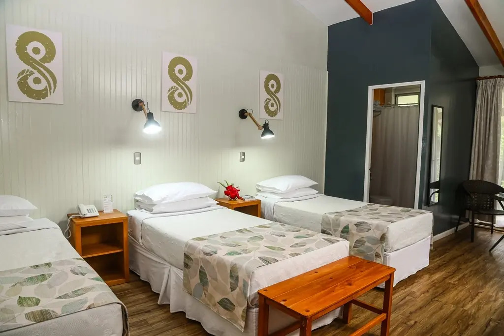 Отель Easter Island Eco Lodge