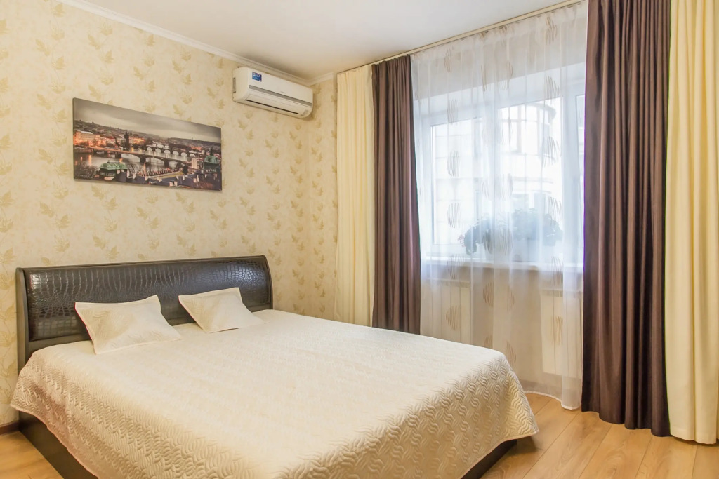 Apartment On Perevertkina 24а