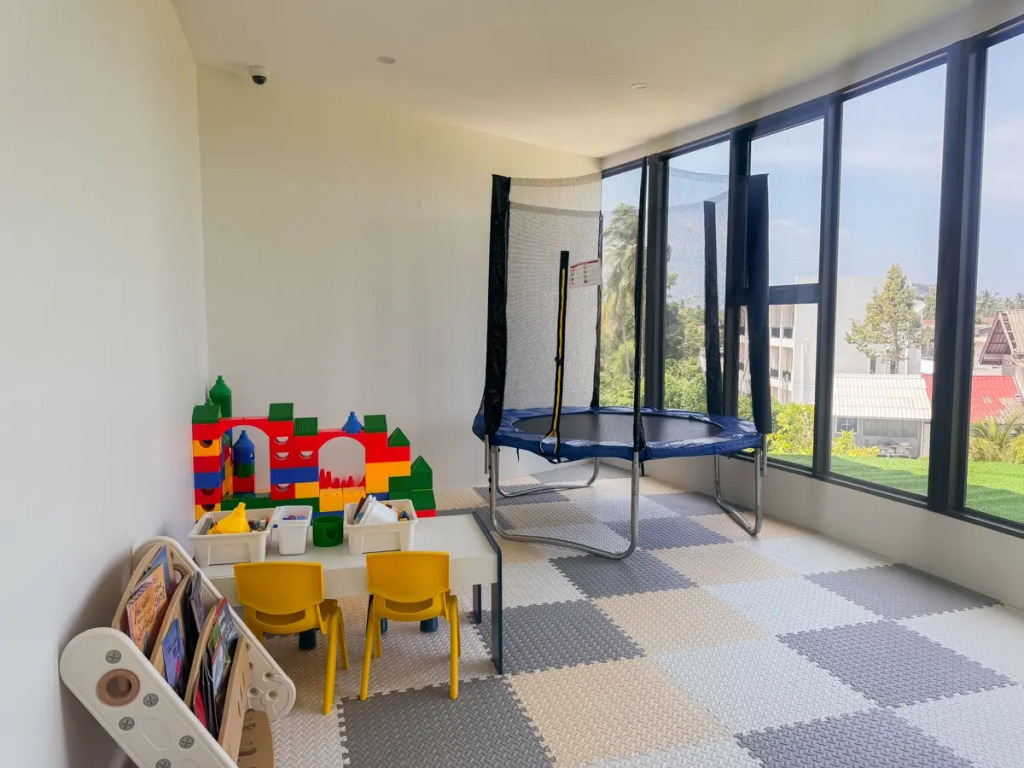 Квартира Pool Access 1Bdr Capri Residence Bang Tao