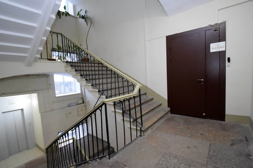 Миссис Хадсон