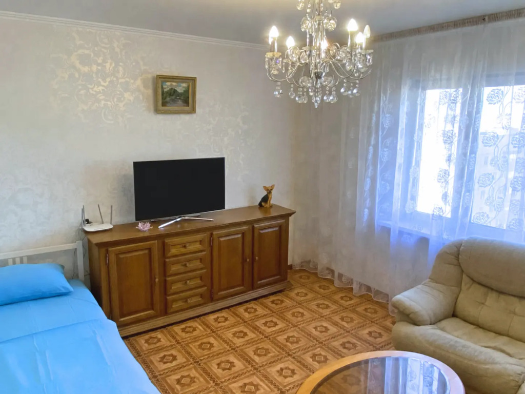 Квартира трехкомнатная у Ривьеры