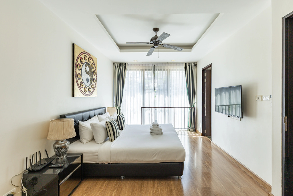 Апартаменты Awesome 3bd Townhouse with a patio
