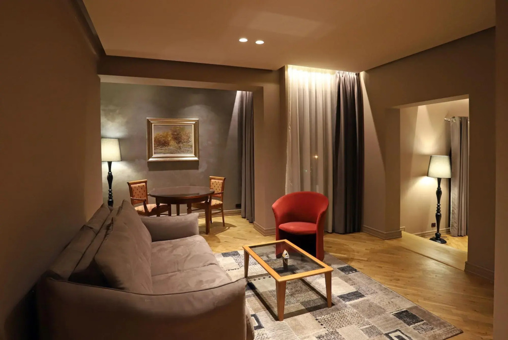 Mondial Hotel