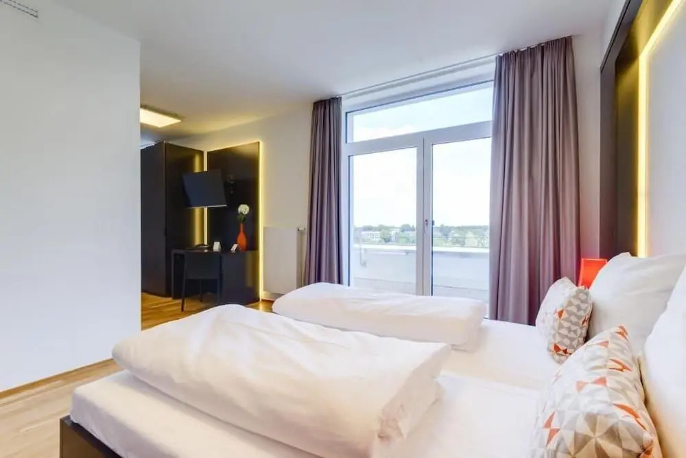 sevenDays Hotel BoardingHouse