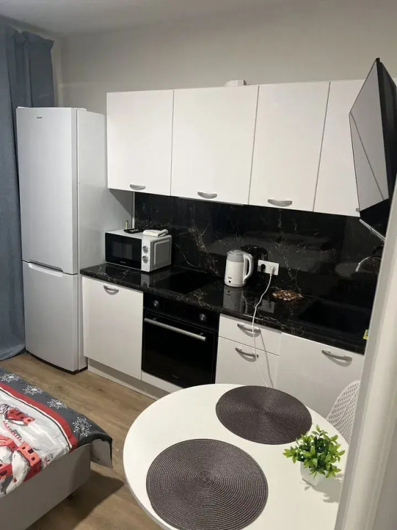 Апартаменты студия Loft на проспекте Куприна 30к9