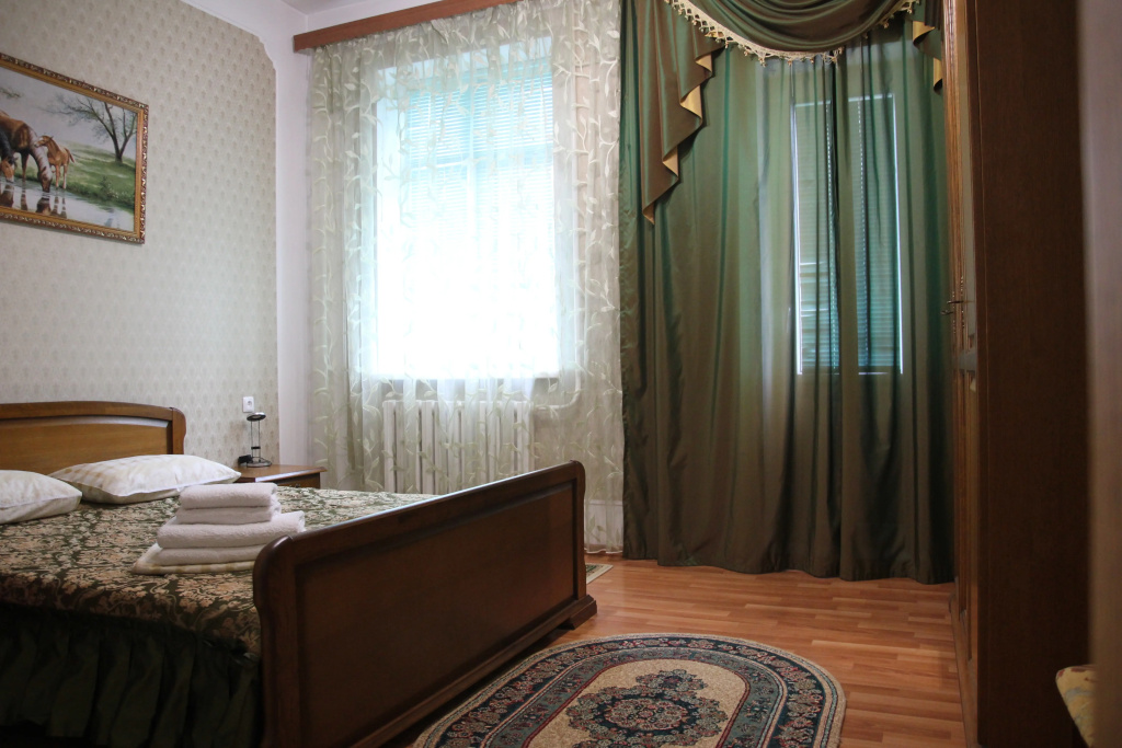Отель Пик