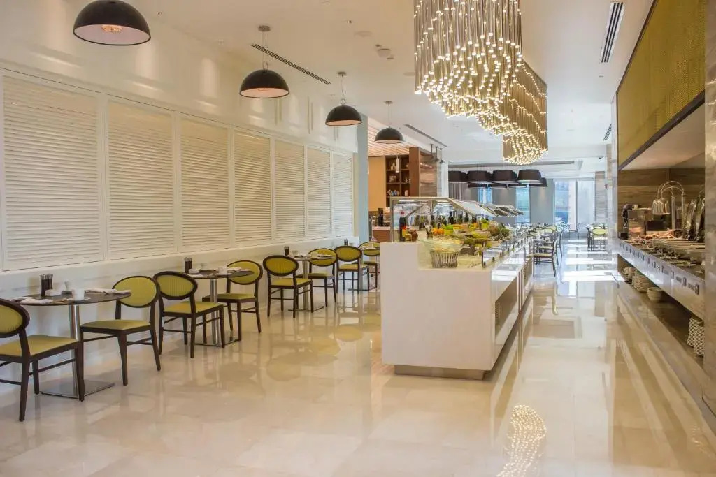 Holiday Inn - Doha - The Business Park by IHG