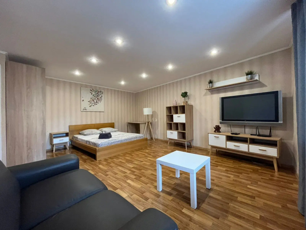 Na Ulitse Pritomskaya Naberezhnaya 13 Apartments