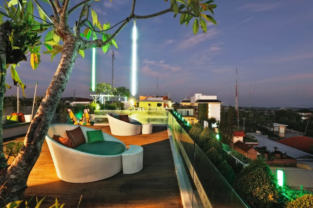 Отель MaxOneHotels Bukit Jimbaran