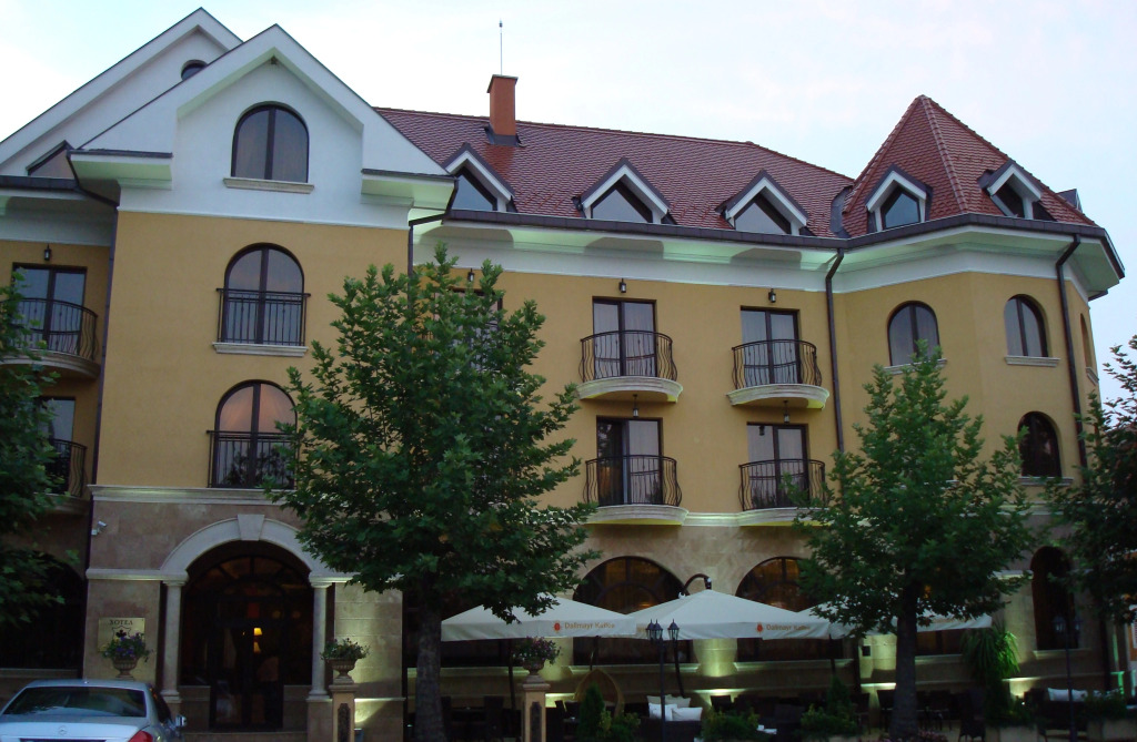 Hotel Chinar